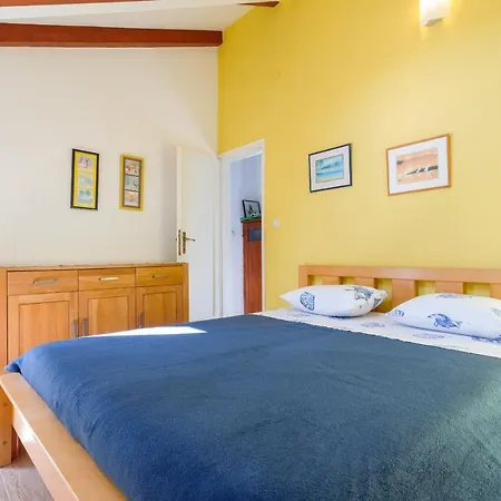House Ivo Holiday home *