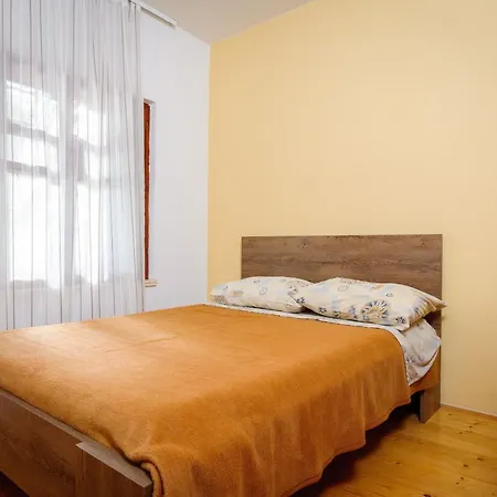 House Ivo